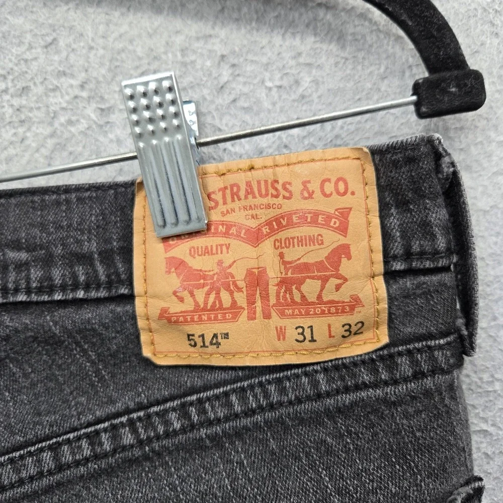Levis *please carefully